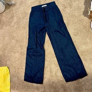 Black point jean